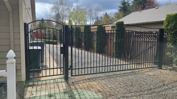 Pedestrian gates installation service in florida