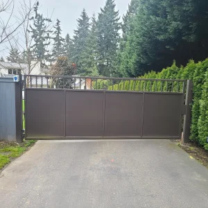 Modern privacy gate with solid metal panels